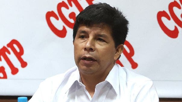 Presidente de Perú niega plagio tesis universitaria