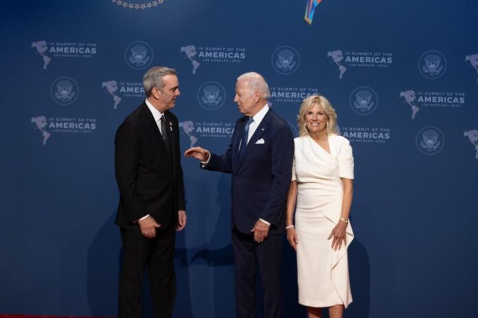 Cumbre de Las Américas: Abinader y Joe Biden intercambian saludos