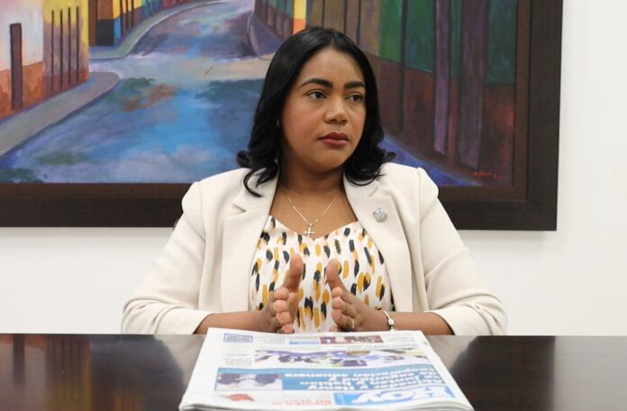 Diputada Leyvi Bautista ve “muy necesaria” creación de nueva provincia Santo Domingo