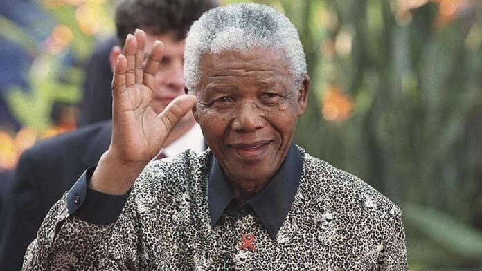 Actos solidarios rinden tributo a Nelson Mandela en su 104 aniversario