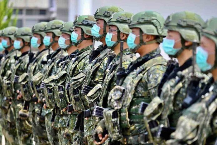 Taiwán propone aumentar gasto militar un 14 % ante amenaza de China