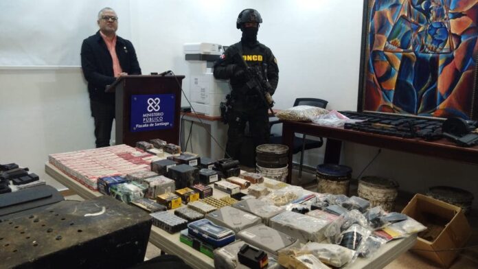 Caso KAF: Ocupan armas, municiones, más de RD$4 millones y 17 mil dólares en Santiago