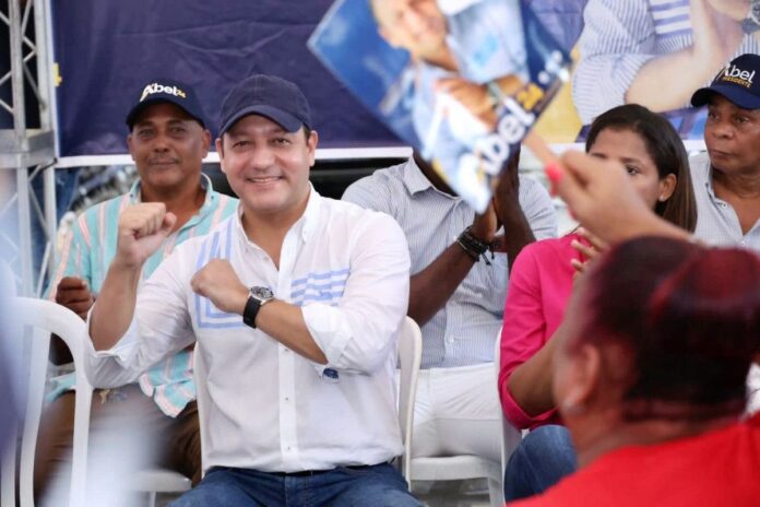 Abel Martínez vuelve a Azua y San Juan este fin de semana