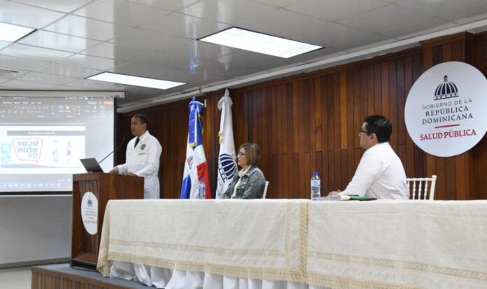 El viceministro de Salud Colectiva, doctor Eladio Pérez, ofrece detalles sobre el reporte del quinto caso de viruela del mono detectado en el país