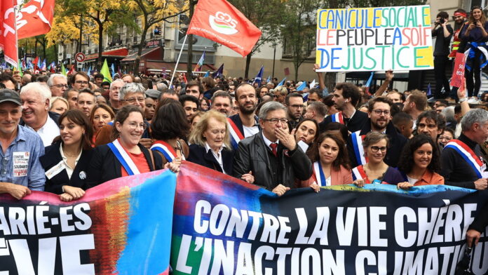 (VIDEO) Mélenchon tilda de “éxito” protesta en París y ve a Macron “en serios apuros”