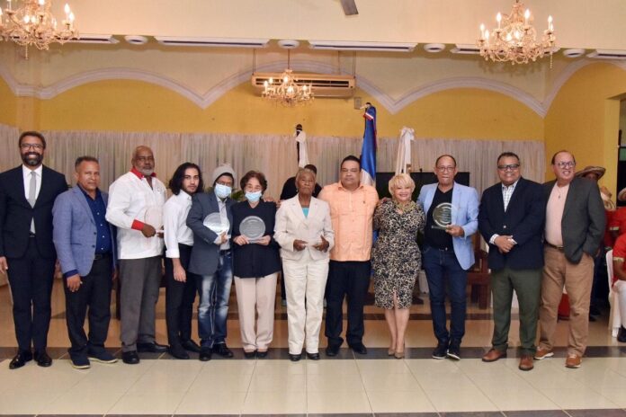 La ONDA realiza conversatorio en San Juan de la Maguana