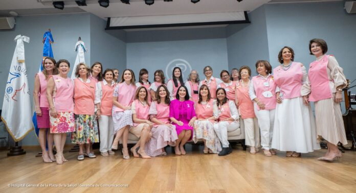 Voluntariado HGPS realiza tradicional Día Rosa con panel sobre Actualidad de Cáncer de Mama