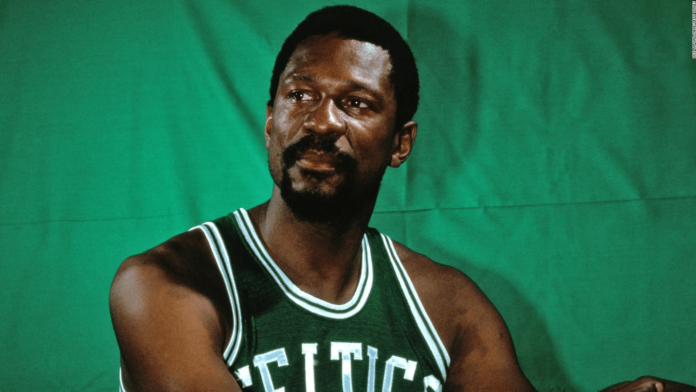 Los Celtics homenajean a Bill Russell antes de su estreno con los 76ers