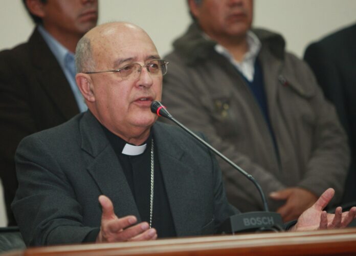 Cardenal peruano exhorta al presidente Castillo a “ponerse a un costado”