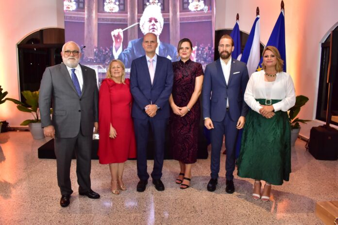 República Checa ofrece recepción para celebrar su día en Santo Domingo