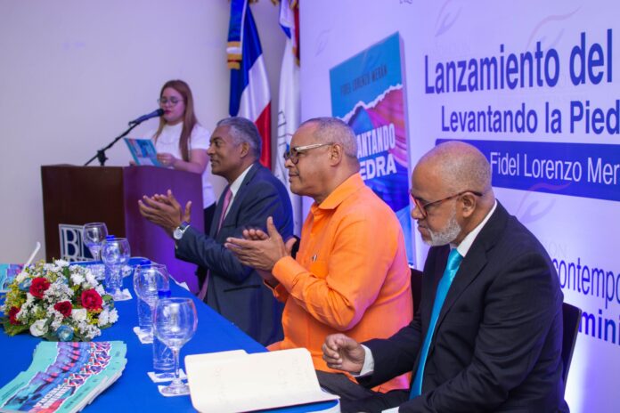 Fidel Lorenzo Merán pone a circular su libro “Levantando la Piedra”