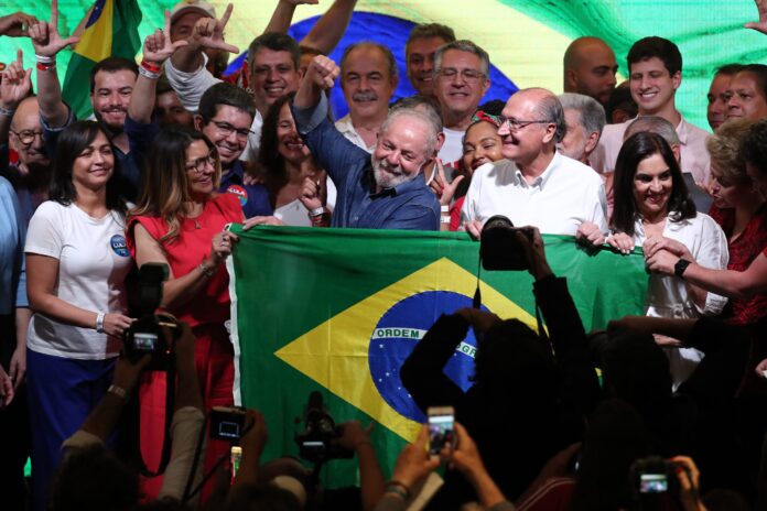 Gobernantes de América Latina y Europa felicitan a Lula tras el triunfo en las elecciones