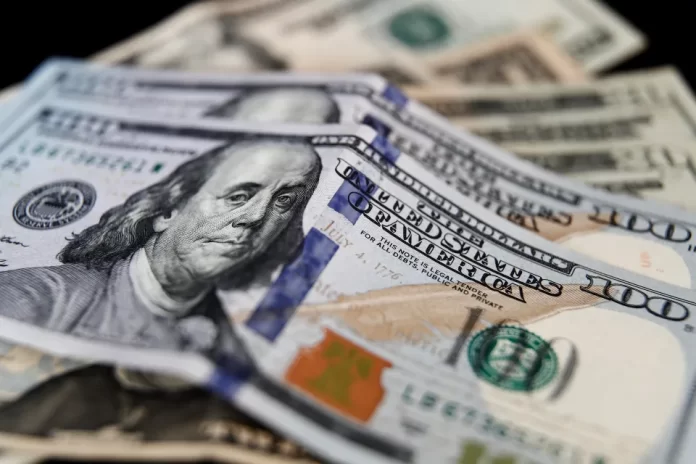 El tesoro estadounidense emite bonos por valor de 96.000 millones de dólares