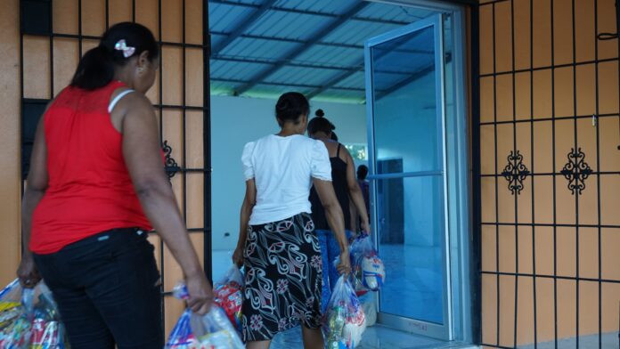 Plan Social envía más de 25 mil raciones alimenticias a familias del GSD afectadas por inundaciones