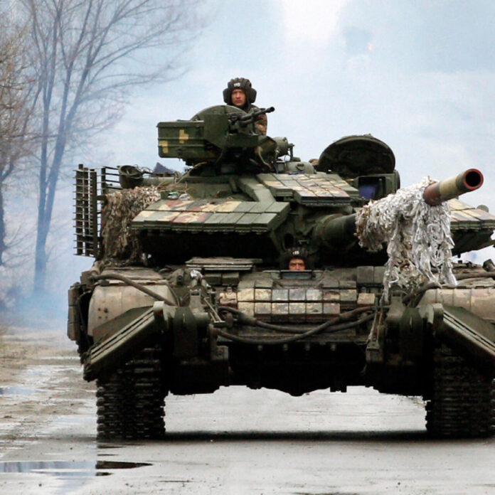 Rusia aumenta los ataques en el Donbás mientras crece la tensión en Jersón