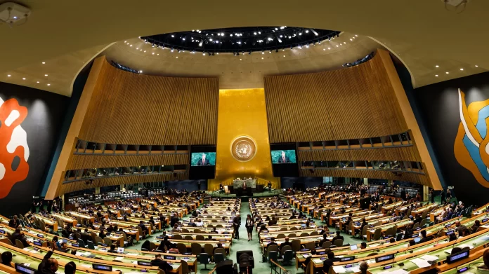 La Asamblea de la ONU dice que Rusia debe pagar reparaciones a Ucrania