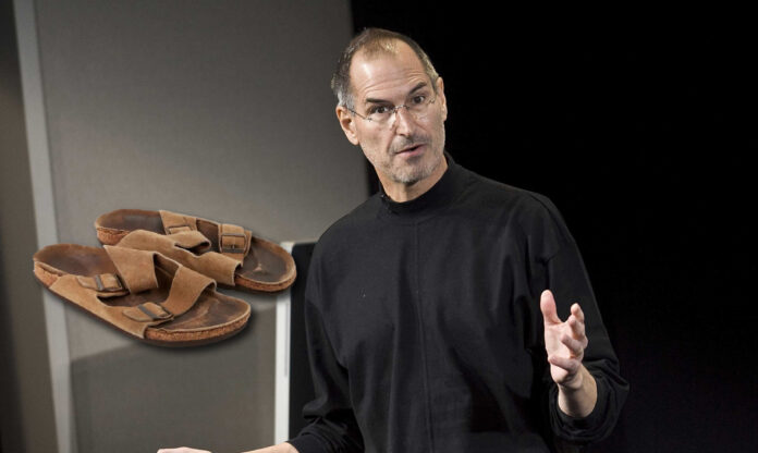 Subastan por $80 mil dólares sandalias usadas de Steve Jobs