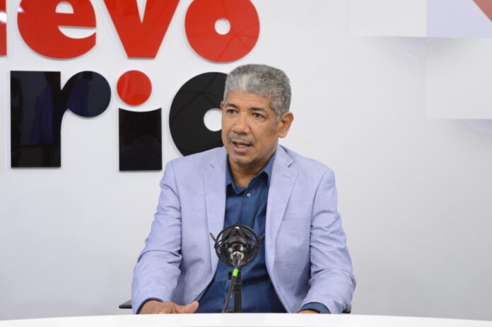 Alberto Tavárez: “Con deportaciones masivas Gobierno busca distraer de inseguridad y otros problemas mal atendidos”
