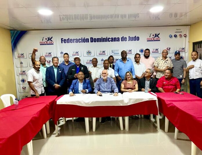 Grupo de Acosta se inscribe para elecciones del COD