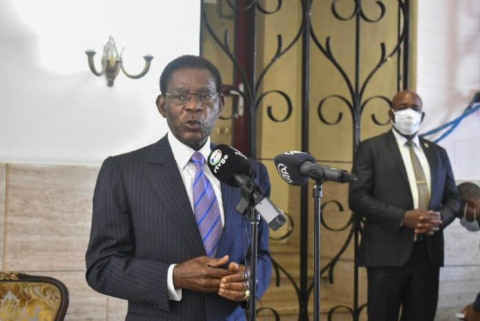 Obiang busca la reelección en unos comicios con denuncias de irregularidades