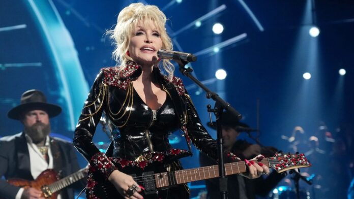 Dolly Parton tiene dos grandes secretos: una canción enterrada y un matrimonio feliz desde hace 56 años