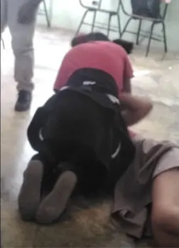 Estudiantes se pelean dentro de aula en San Cristóbal