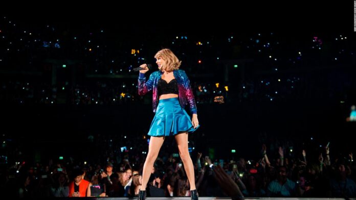 Seguidores de Taylor Swift demandan a Live Nation por caótica venta de boletos
