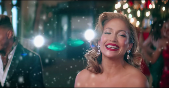Así fue como Jennifer Lopez celebró la Navidad