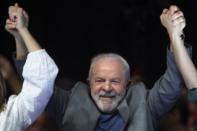 Lula da Silva juró como nuevo presidente de Brasil