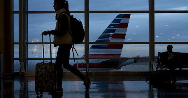 Fallo informático provoca retrasos en vuelos desde el AILA a EEUU