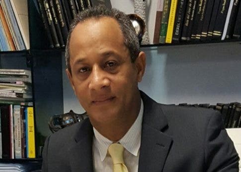 Abogado llama a autoridades evitar fraude en Punta Rucia