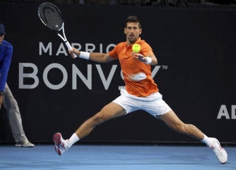 Djokovic se medirá a Daniil Medvedev en la semifinal de Adelaida