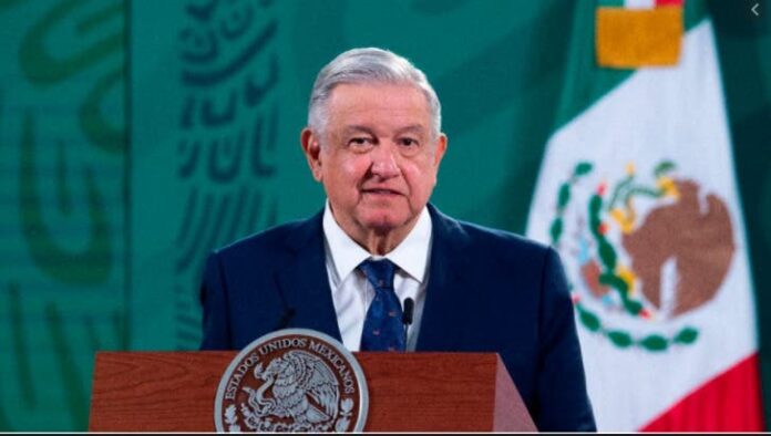 López Obrador promete “la verdad” en accidente de metro que dejó un muerto