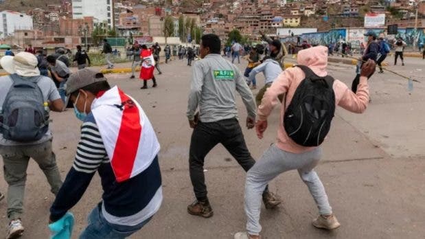 Perú: estado de emergencia en Lima por 30 días ante protestas