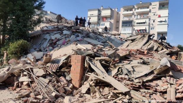 Detenidas 37 personas en Turquía por supuestas noticias falsas sobre el sismo