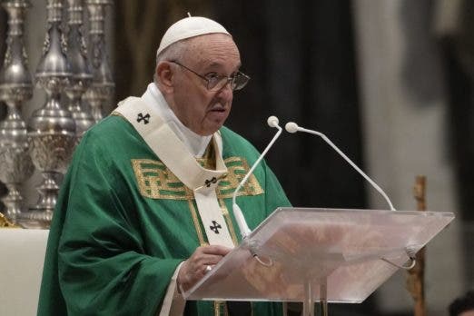 El papa dice que la Iglesia no es un Parlamento ni el Evangelio una ideología