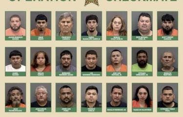 Arrestan a 21 integrantes de los Latin Kings durante Operación “Checkmate”