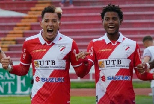 Dos futbolistas de RD debutan en Copa Libertadores