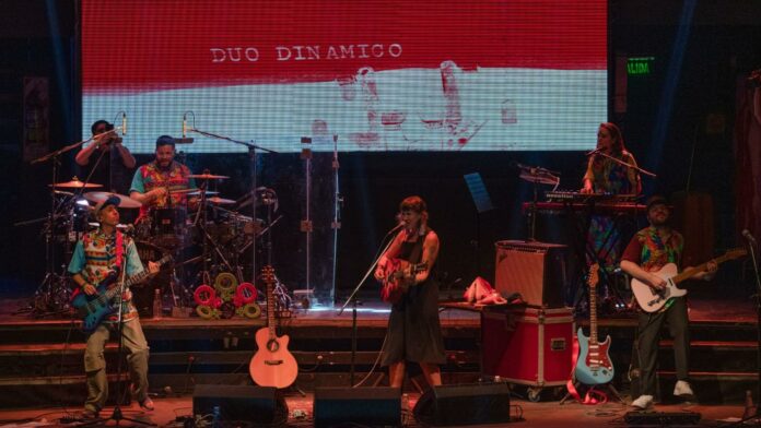 La banda colombiana Aterciopelados se prepara para conmemorar los 25 años de su disco "El Dorado"