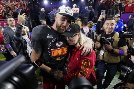Super Bowl: Travis Kelce se impone a su hermano mayor