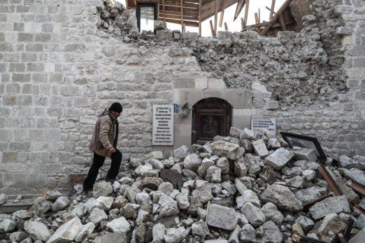 Más de 28.000 muertos por los terremotos en Turquía y Siria