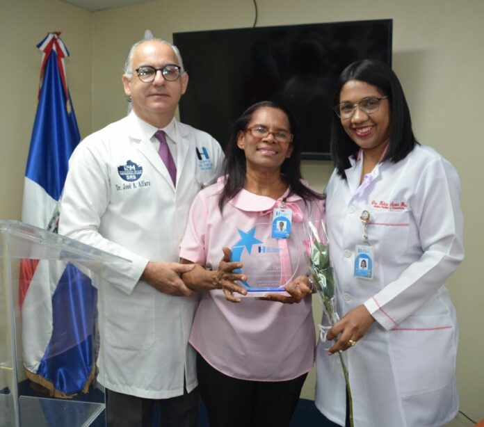 Hospital Vinicio Calventi reconoce féminas con motivo del Día Internacional de la Mujer