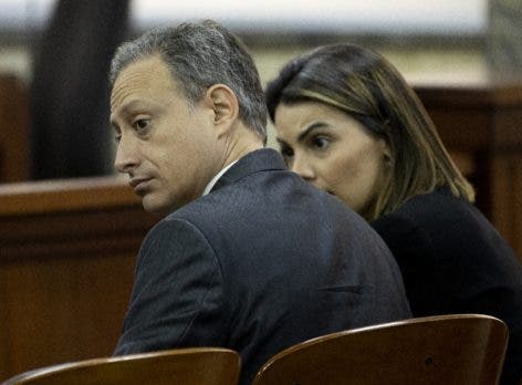 Jean Alain Rodríguez y su esposa.