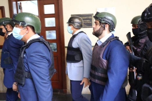 1680098392 126 Caso Calamar Policias resguardan la seguridad en el Palacio