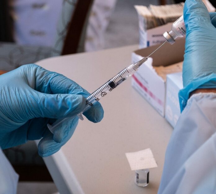 Aprueban en Europa la Bimervax, primera vacuna española contra la covid-19