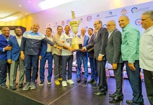 ABASACA y Clubes rindieron homenaje a l “ Bombo-Abreu”