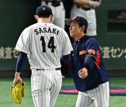 Clasico Mundial Japon sigue dominando arrolla 10 2 a la Republica