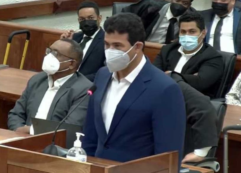 El mayor general Adan Cáceres.