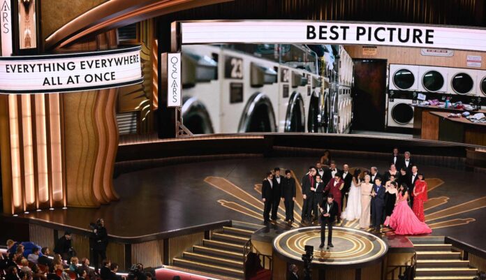 “Everything Everywhere All At Once” se corona en los Premios Oscar 2023: estos fueron los momentos más destacados de la ceremonia