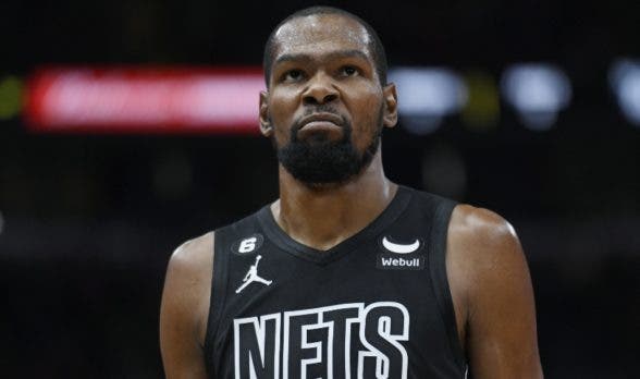 Kevin Durant debutará mañana miércoles en Charlotte, según los Suns